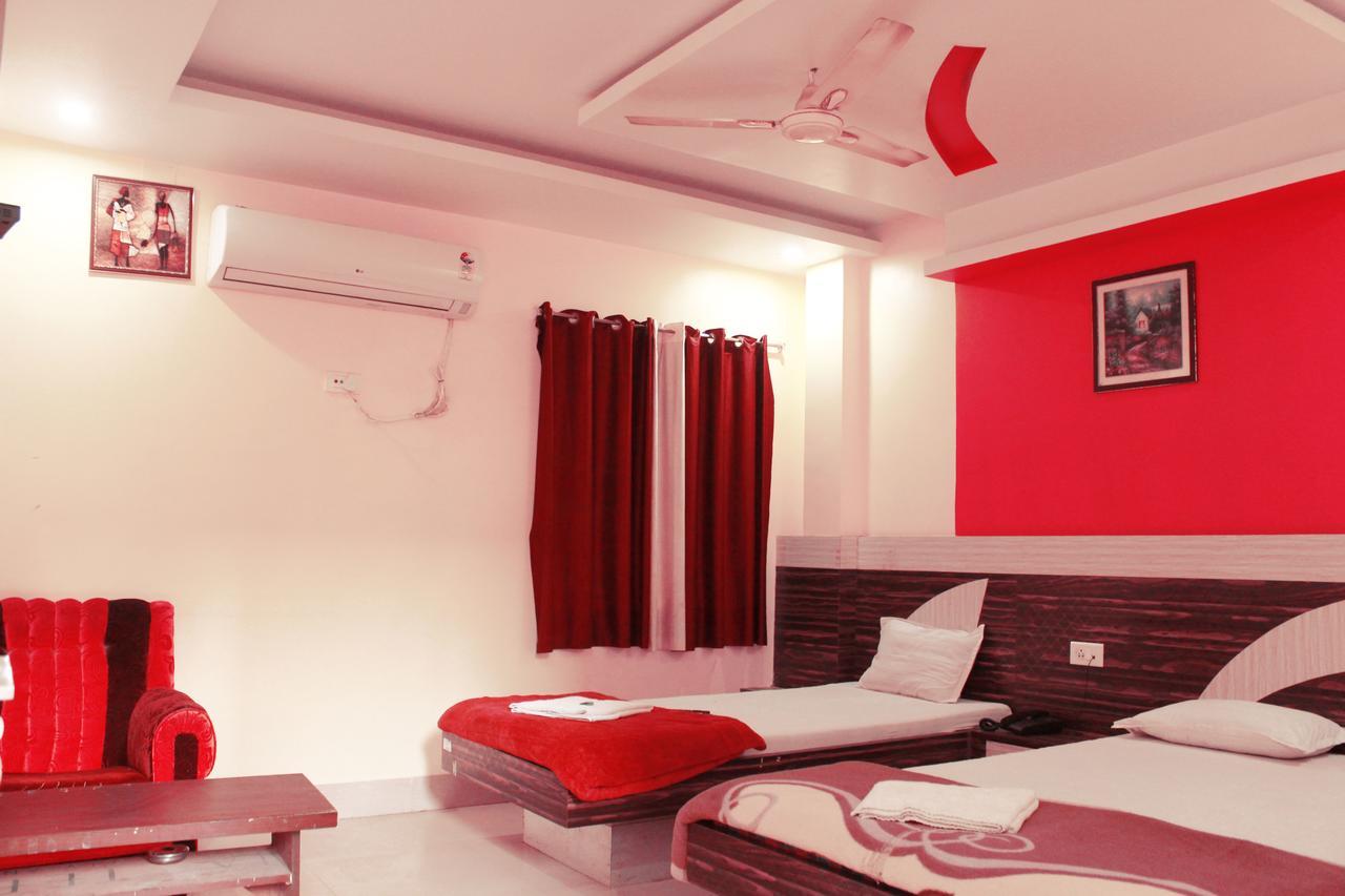 Hotel Meera Palace Deoghar Exterior photo